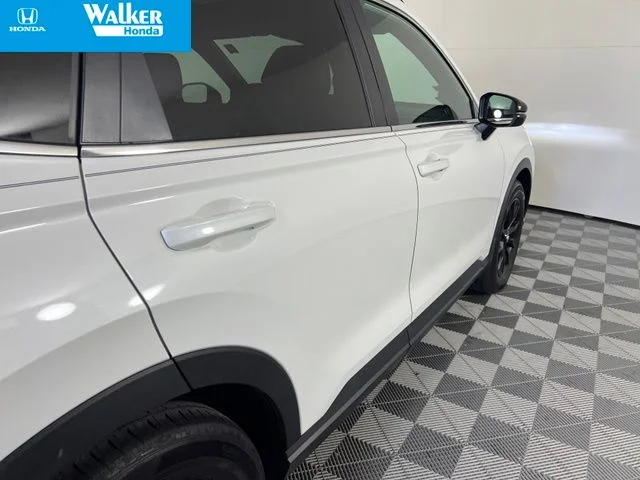 Used 2023 White Honda Sport image 11