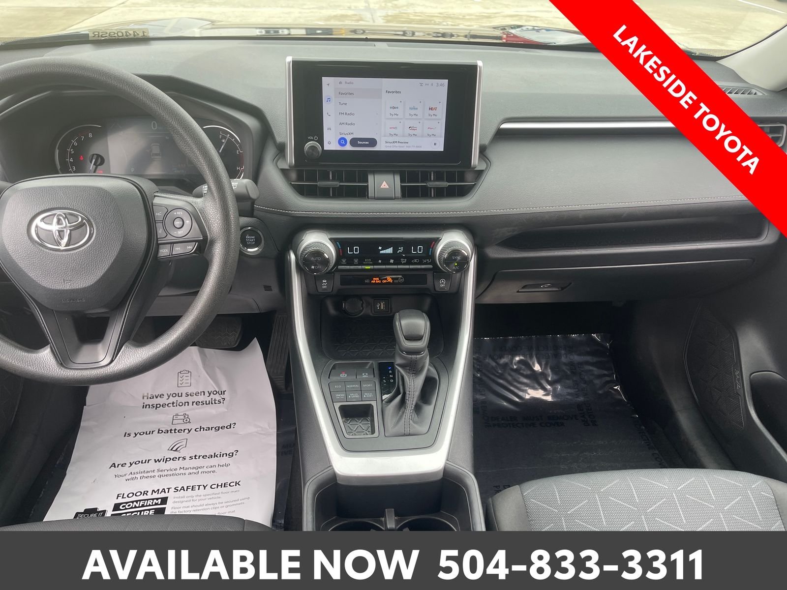 2024 Toyota RAV4 XLE - Photo 21