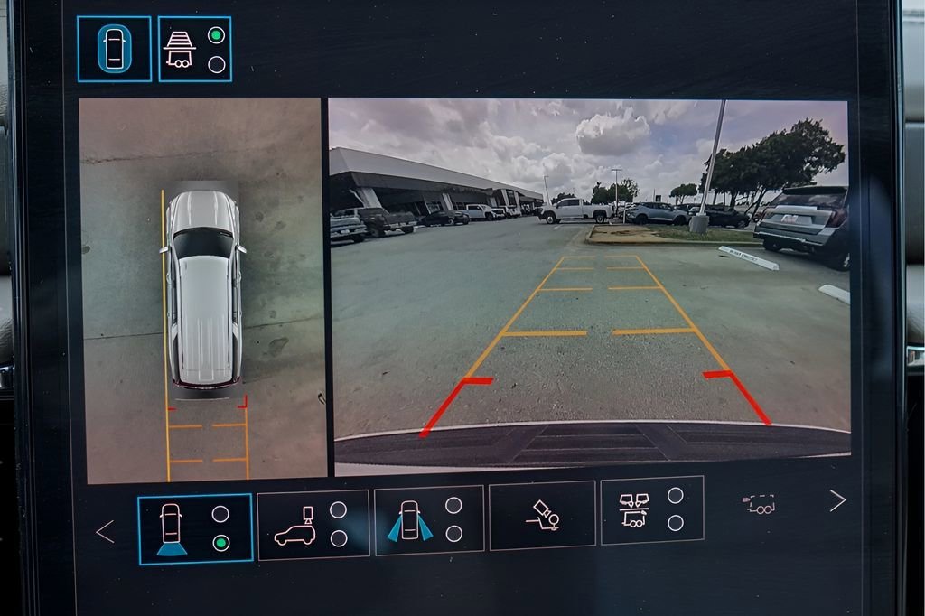 2026 GMC Yukon XL Denali - Photo 12