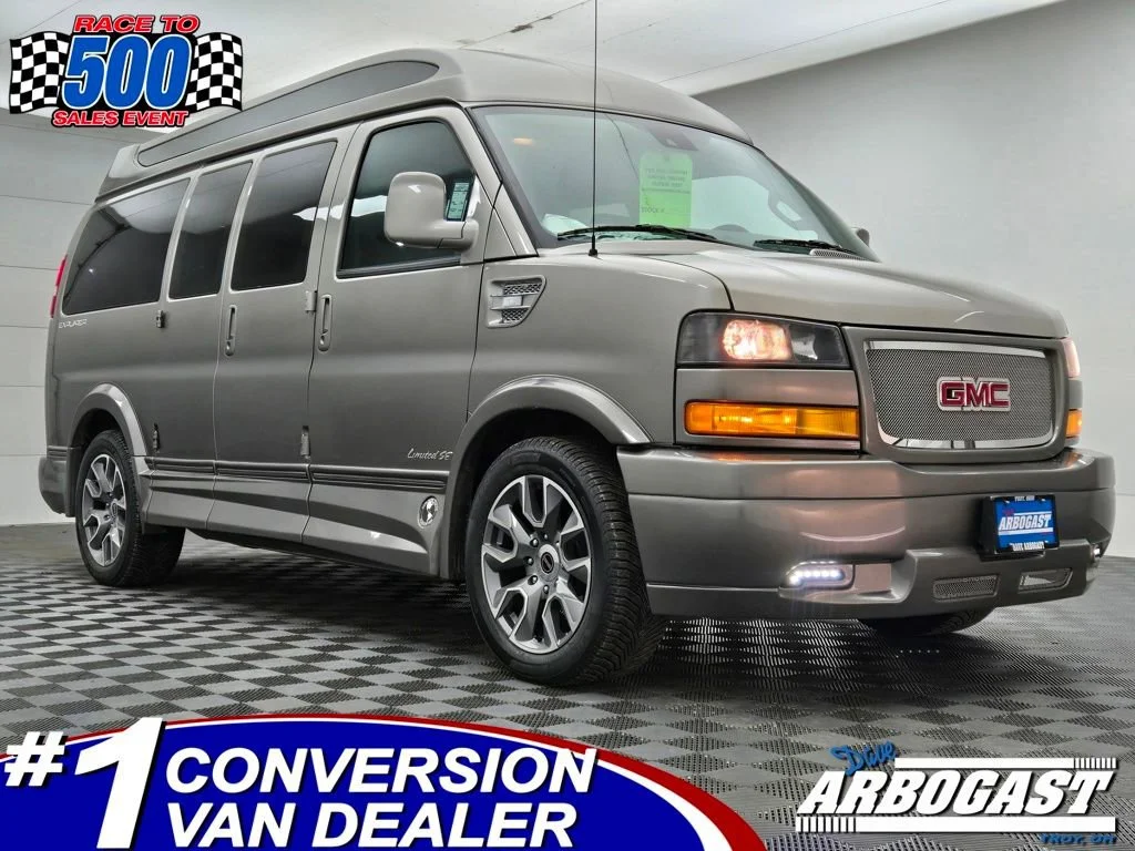 2025 GMC Savana 2500's photo