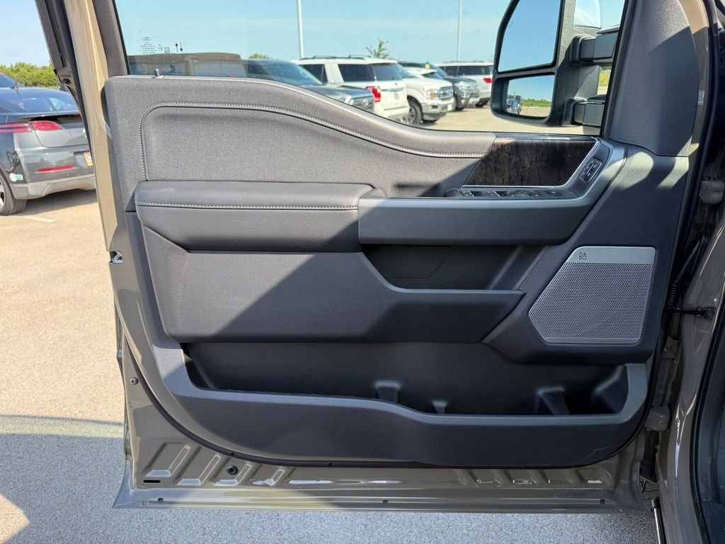 New 2026 Marsh Gray Ford F-250® Lariat® image 9