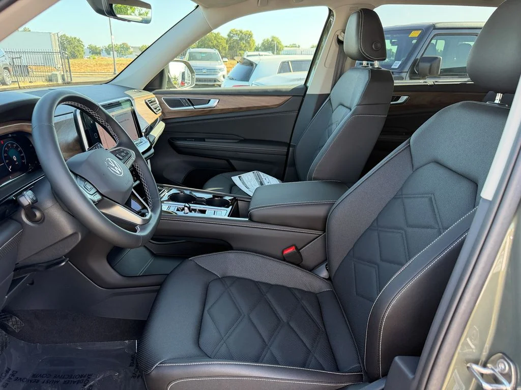 New 2026  Volkswagen SE w/Technology image 13