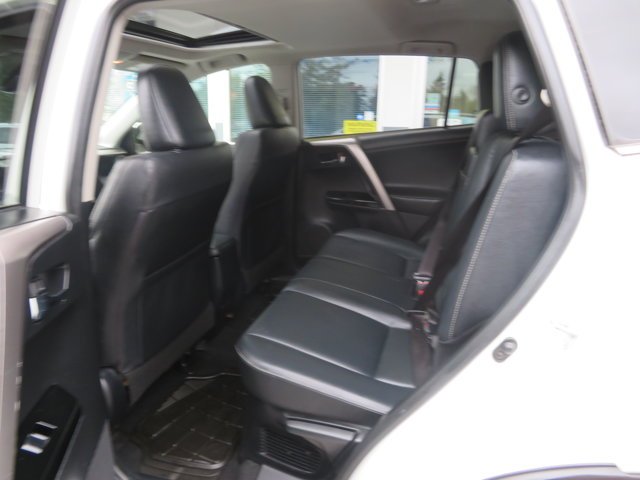 Used 2017 Blizzard Pearl Toyota Limited image 18