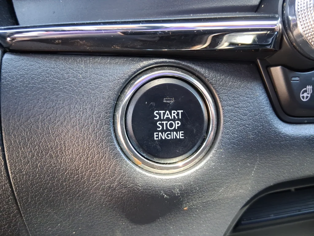 Used 2021 Red Mazda Turbo image 29