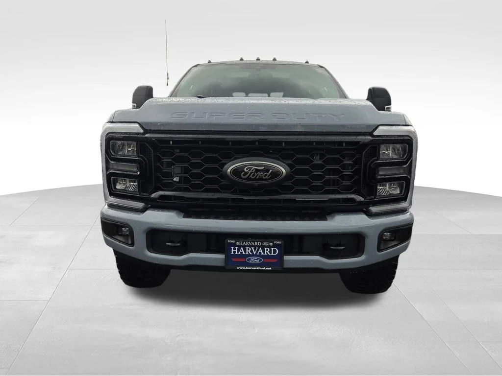 New 2026 Glacier Gray Metallic Tri-Coat Ford F-250® Lariat® image 31