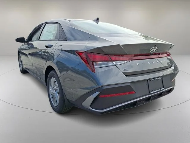 New 2026 Gray Hyundai SE image 3