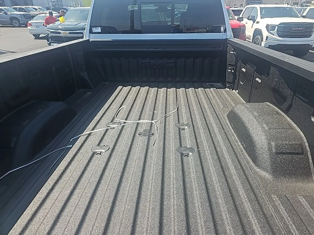 New 2026 Glacier White Tricoat GMC SLT DRW image 6