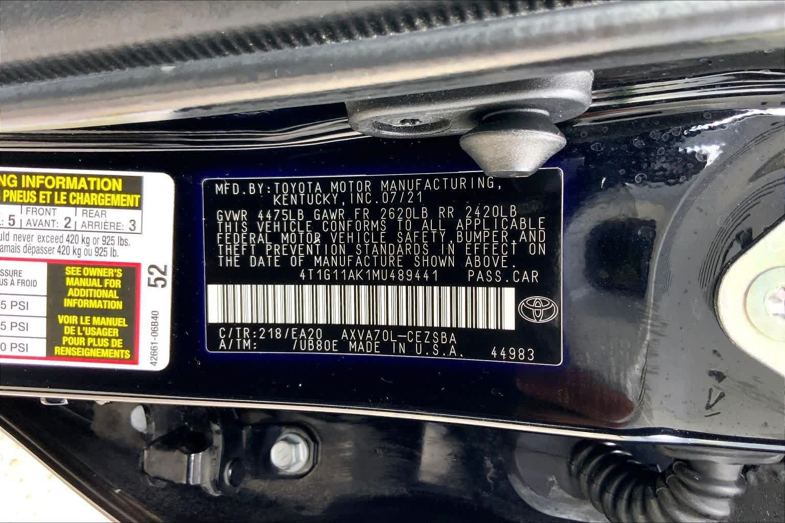 Used 2021 Midnight Black Metallic Toyota SE image 36