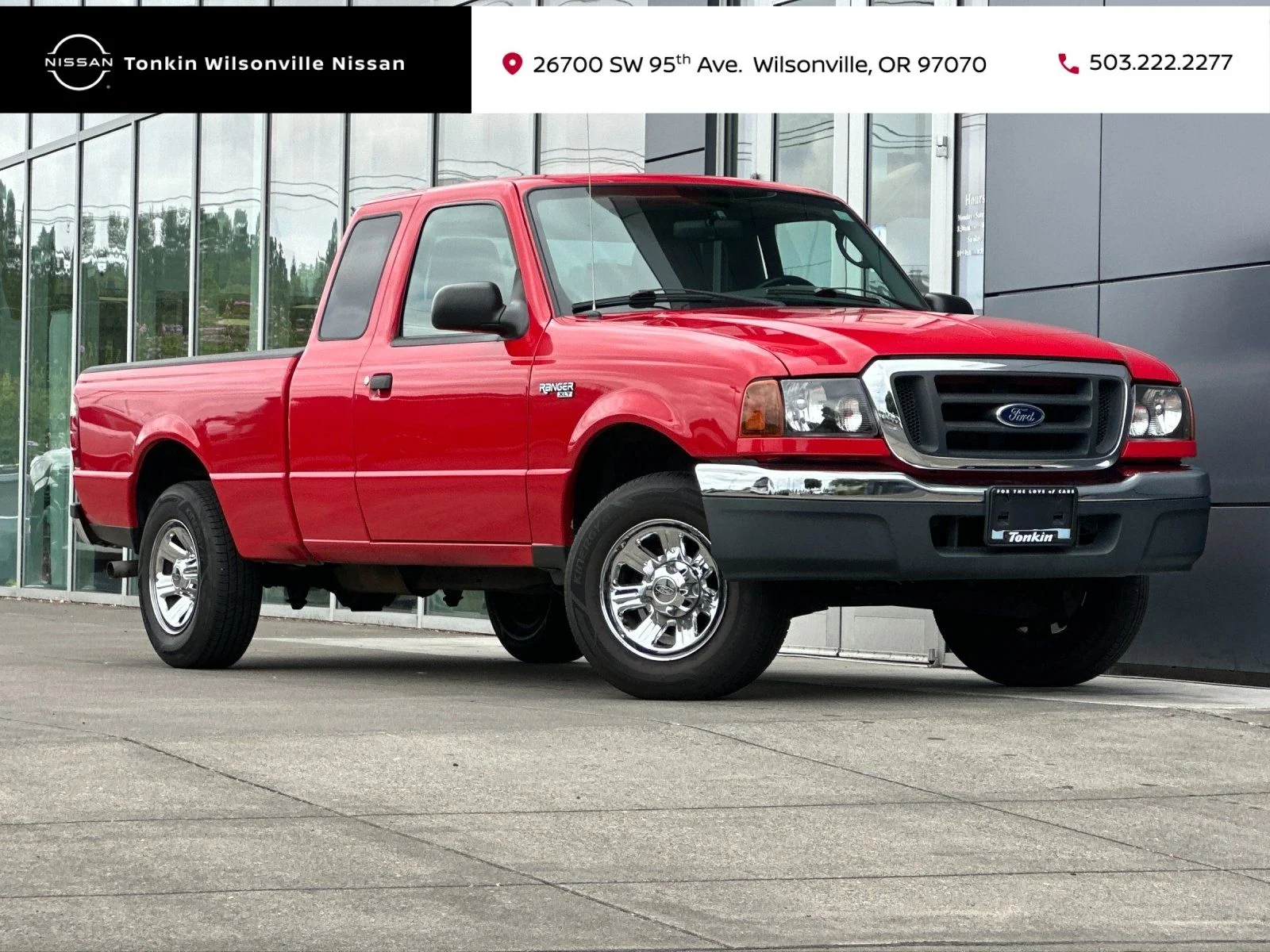 Used 2004 Red Ford XLT image 1