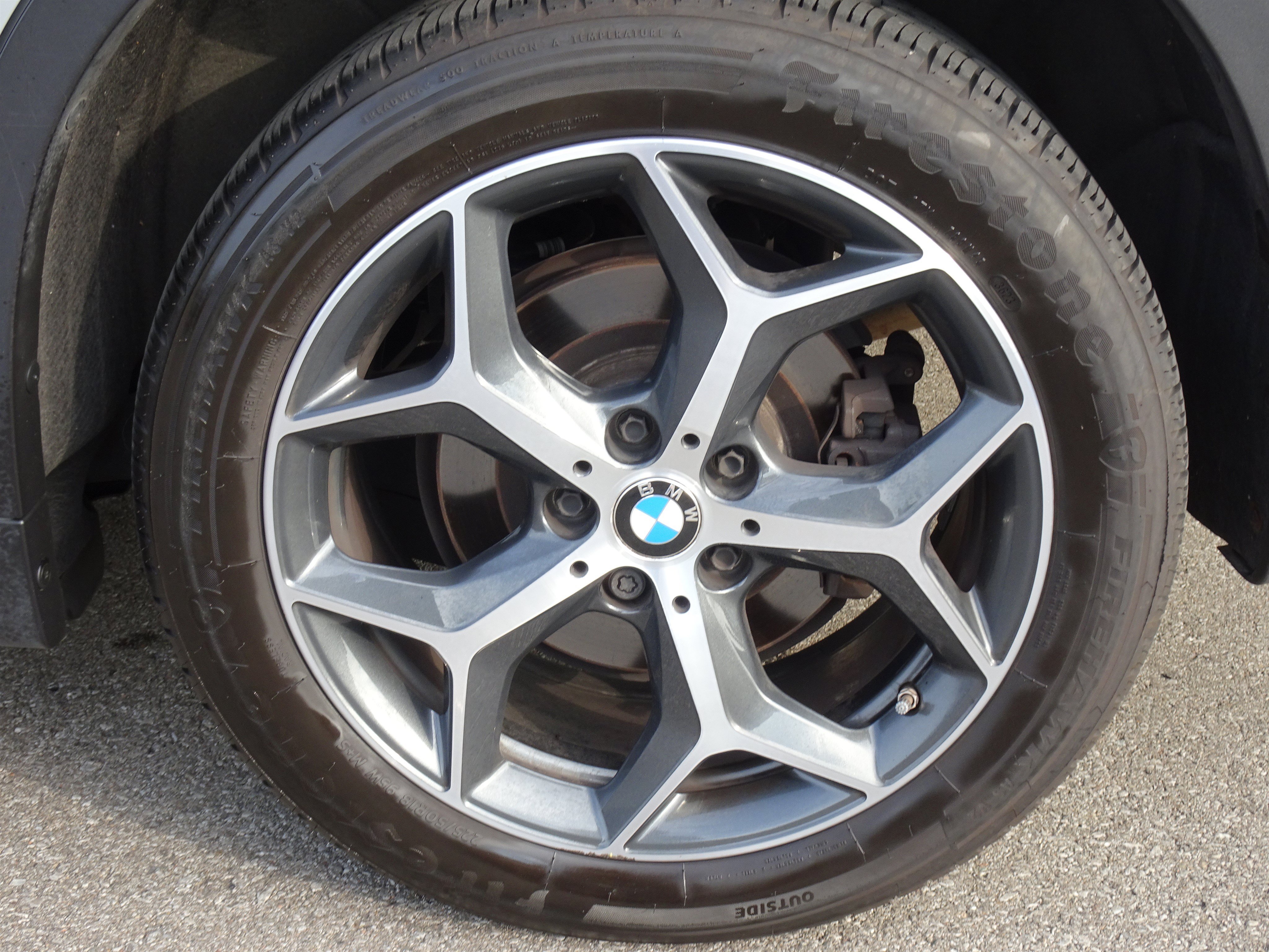 Used 2018 Glacier Silver Metallic BMW xDrive28i image 27