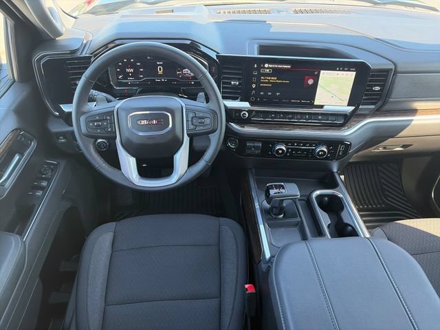 Used 2025 Onyx Black GMC Elevation image 15