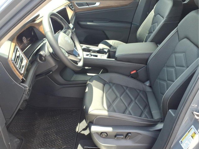 New 2026 Pure Gray Volkswagen SE w/Technology 4M image 18