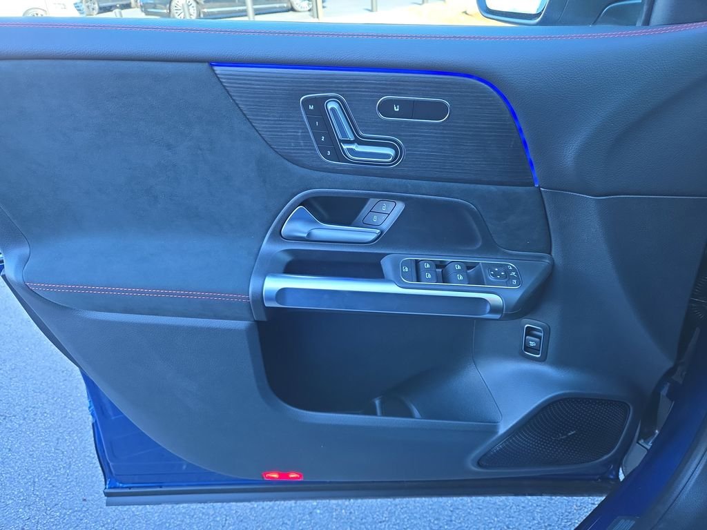 2026 Mercedes-Benz GLB GLB 250 - Photo 19