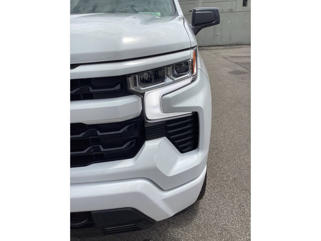 Used 2023 Summit White Chevrolet RST image 30