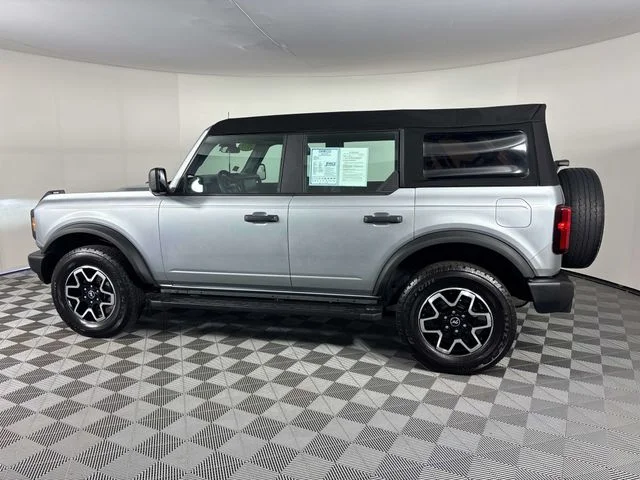 Used 2023 Silver Ford Base image 5