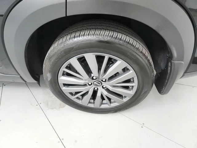 Used 2025 Black Nissan SL image 48