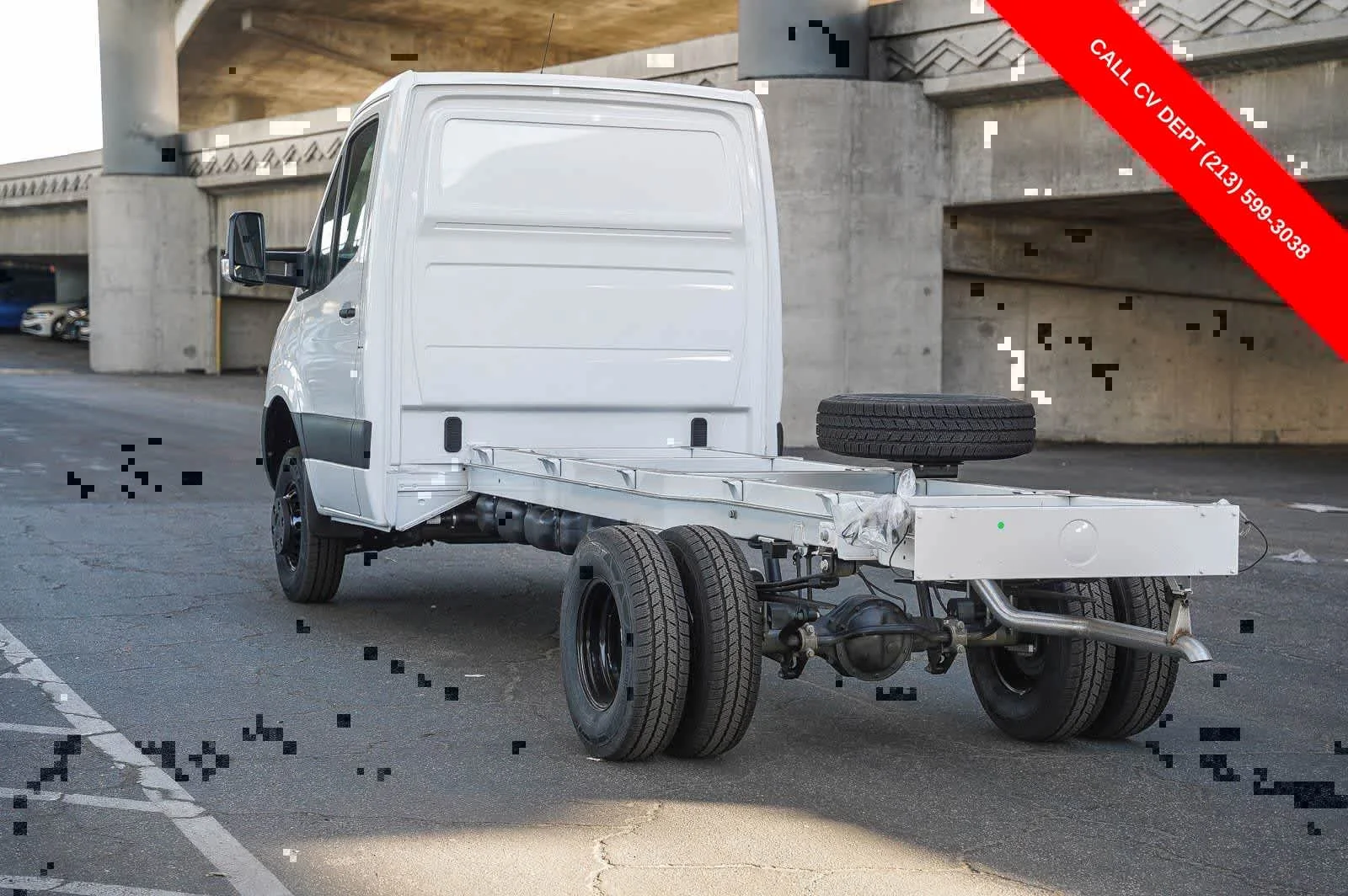 New 2024 Arctic White Mercedes-Benz Chassis 170WB Dually AWD 2.0L I4 Diesel Turbo HO image 10