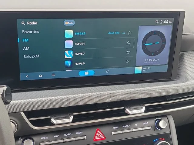 Used 2024 Blue Hyundai SEL image 30
