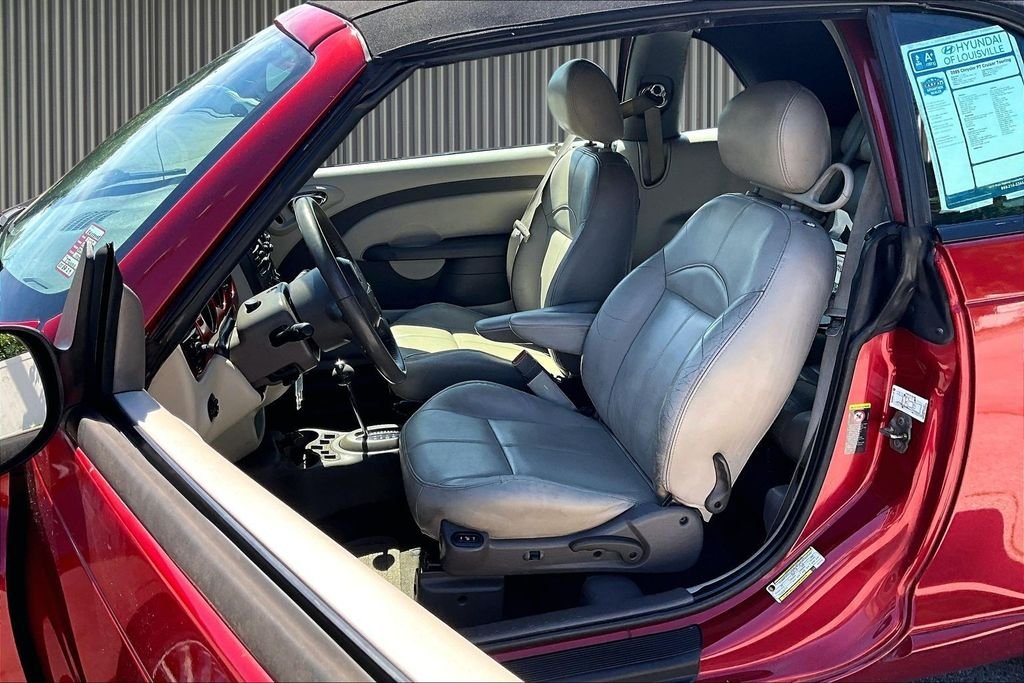 Used 2005 Red Chrysler Touring image 25