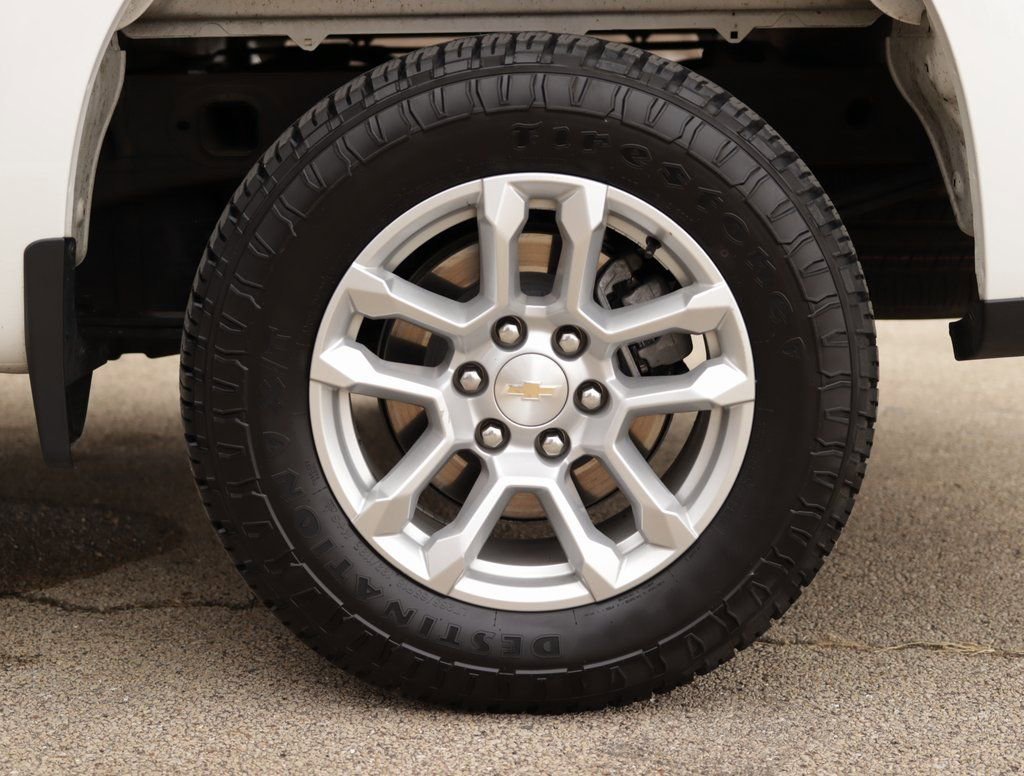 Used 2023 Summit White Chevrolet LT (2FL) image 37