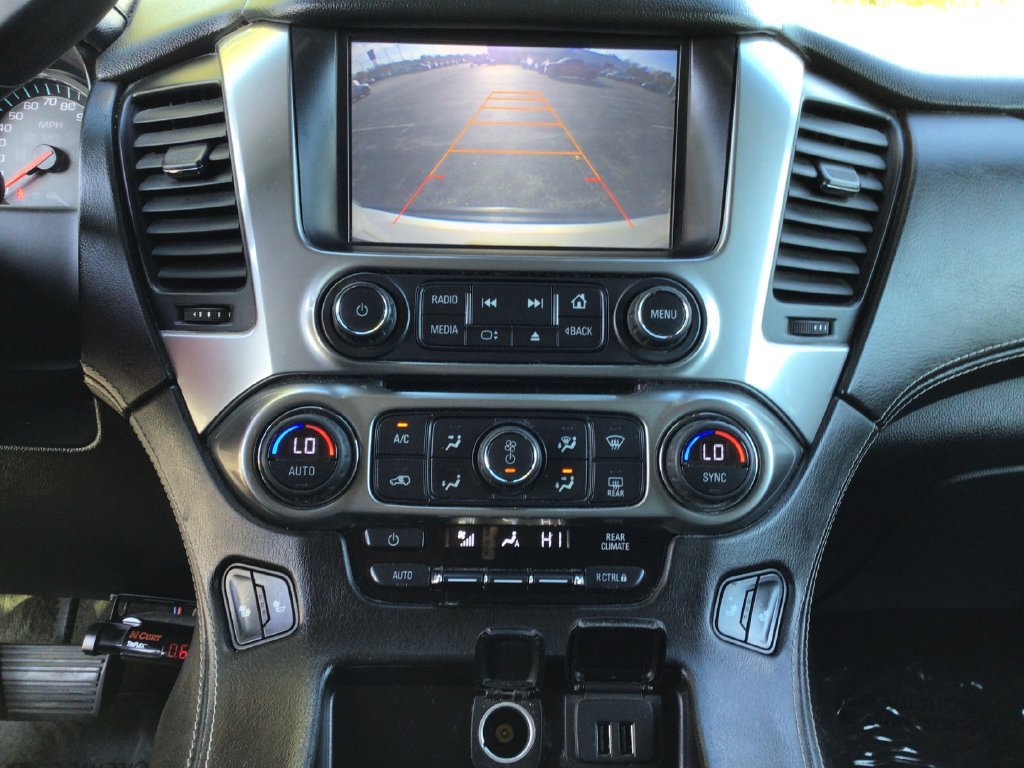 Used 2015 CHAMPAGNE SILVER METALLIC Chevrolet LT image 29