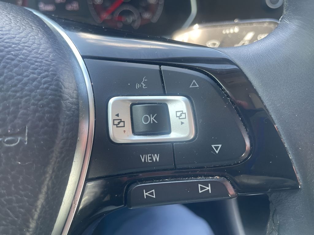 Used 2019 Silver Volkswagen 1.4T SE image 18