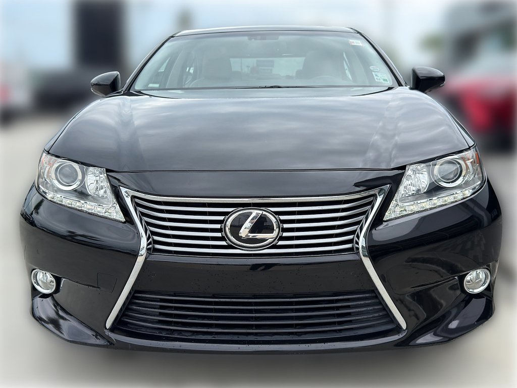 Used 2013 Obsidian Lexus Base image 2