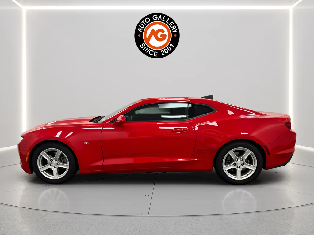 Used 2023 Red Chevrolet 1LT image 7