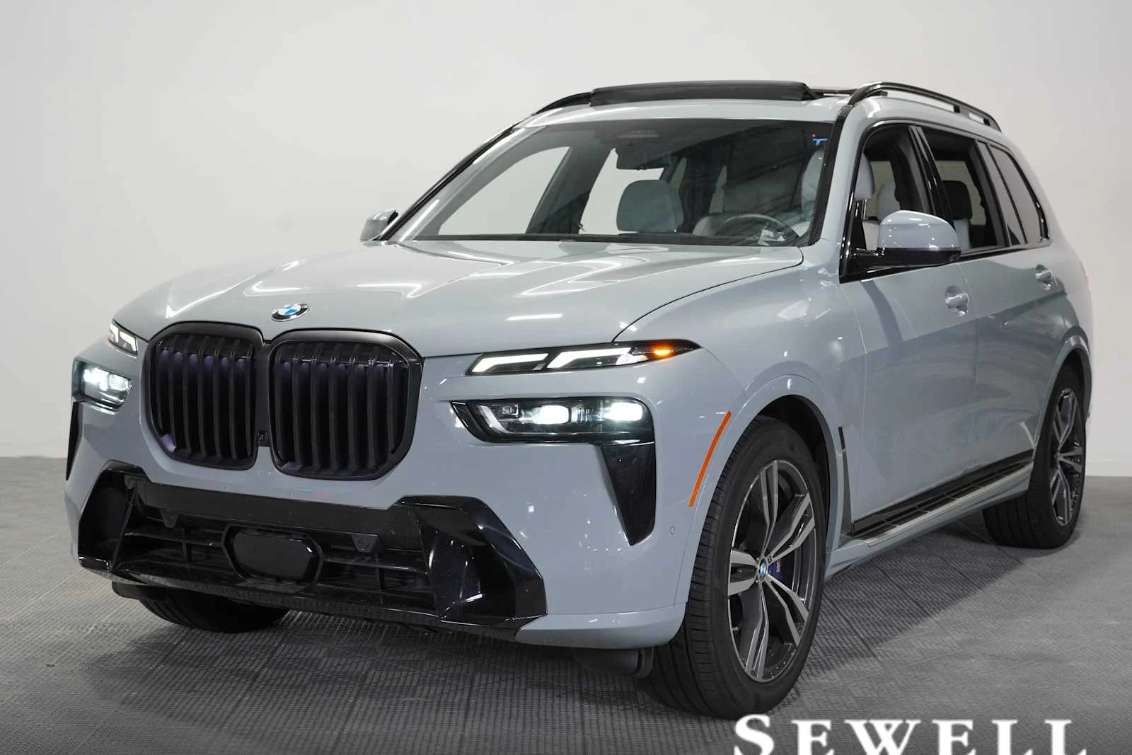 2026 BMW X7 xDrive40i's photo