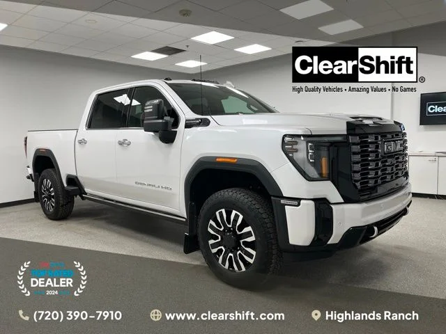 2025 GMC Sierra Denali Ultimate 4WD Crew Cab Long Box SR's photo