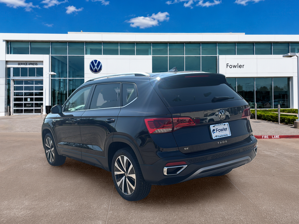 Certified Used 2023 Black Volkswagen 1.5T SE image 7