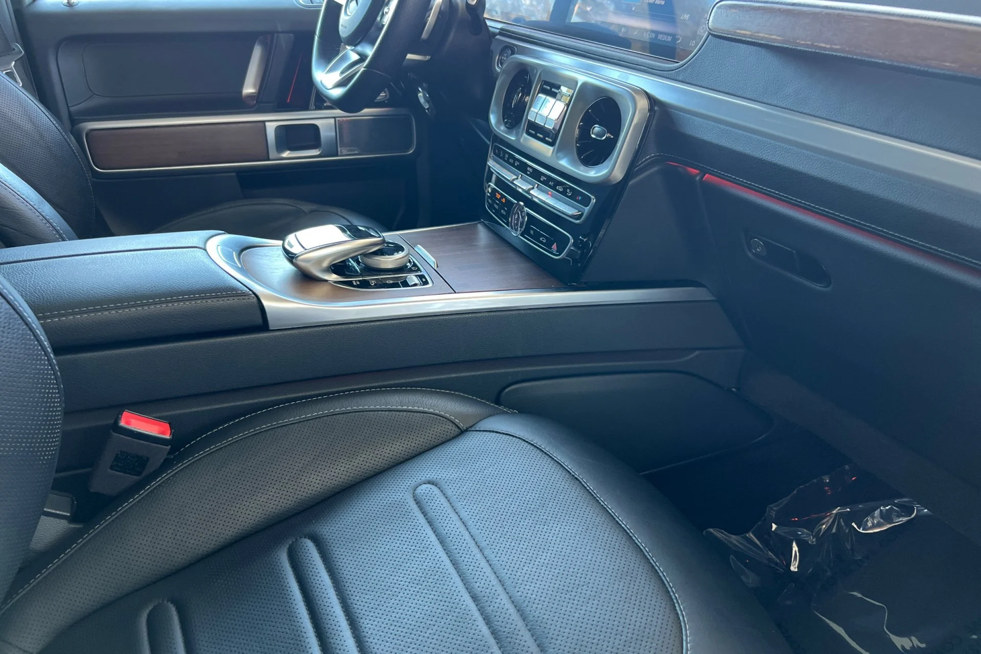 Used 2019 Polar White Mercedes-Benz G 550 4MATIC® SUV image 18