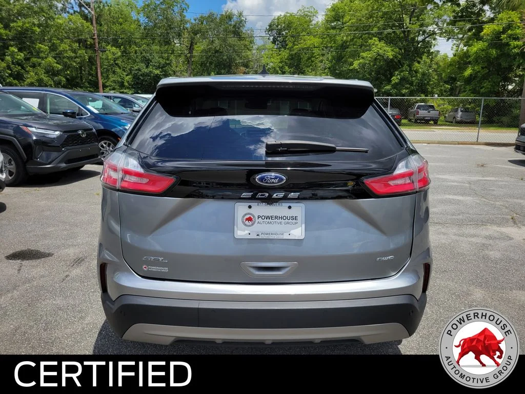 Used 2024 Silver Ford SEL image 4