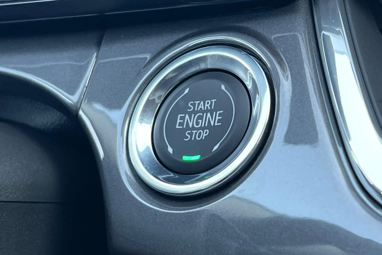 New 2026 Mosaic Black Metallic Chevrolet ACTIV image 22