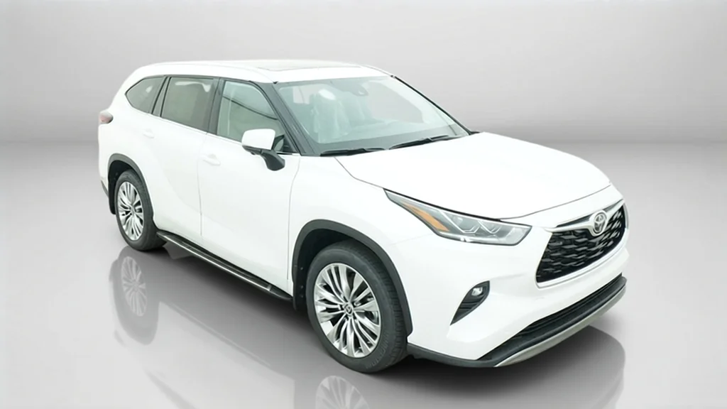 New 2026 Wind Chill Pearl Toyota Platinum image 5