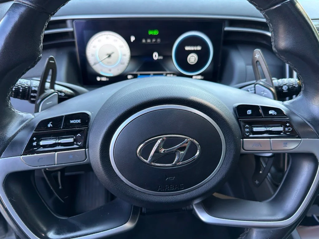 Used 2022 Black Hyundai Limited image 18