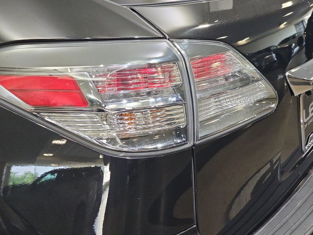 Used 2012 Black Lexus 350 image 37