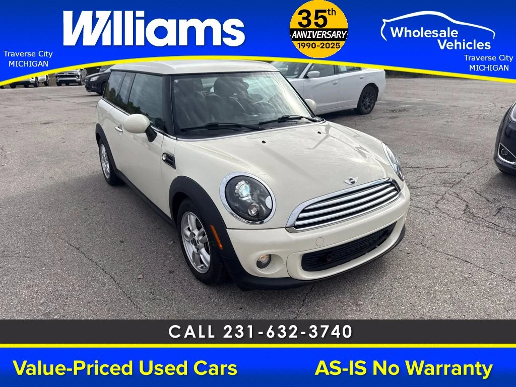 Used 2013 Pepper White MINI Clubman image 7