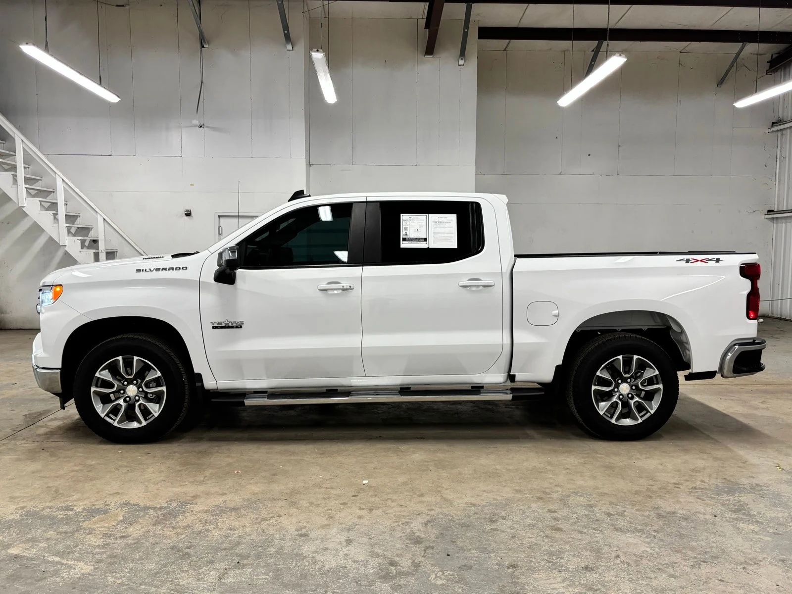 Used 2026 White Chevrolet LT image 4