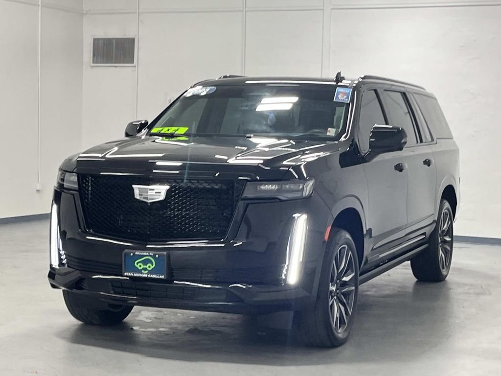 Used 2023 Black Raven Cadillac Sport Platinum image 4