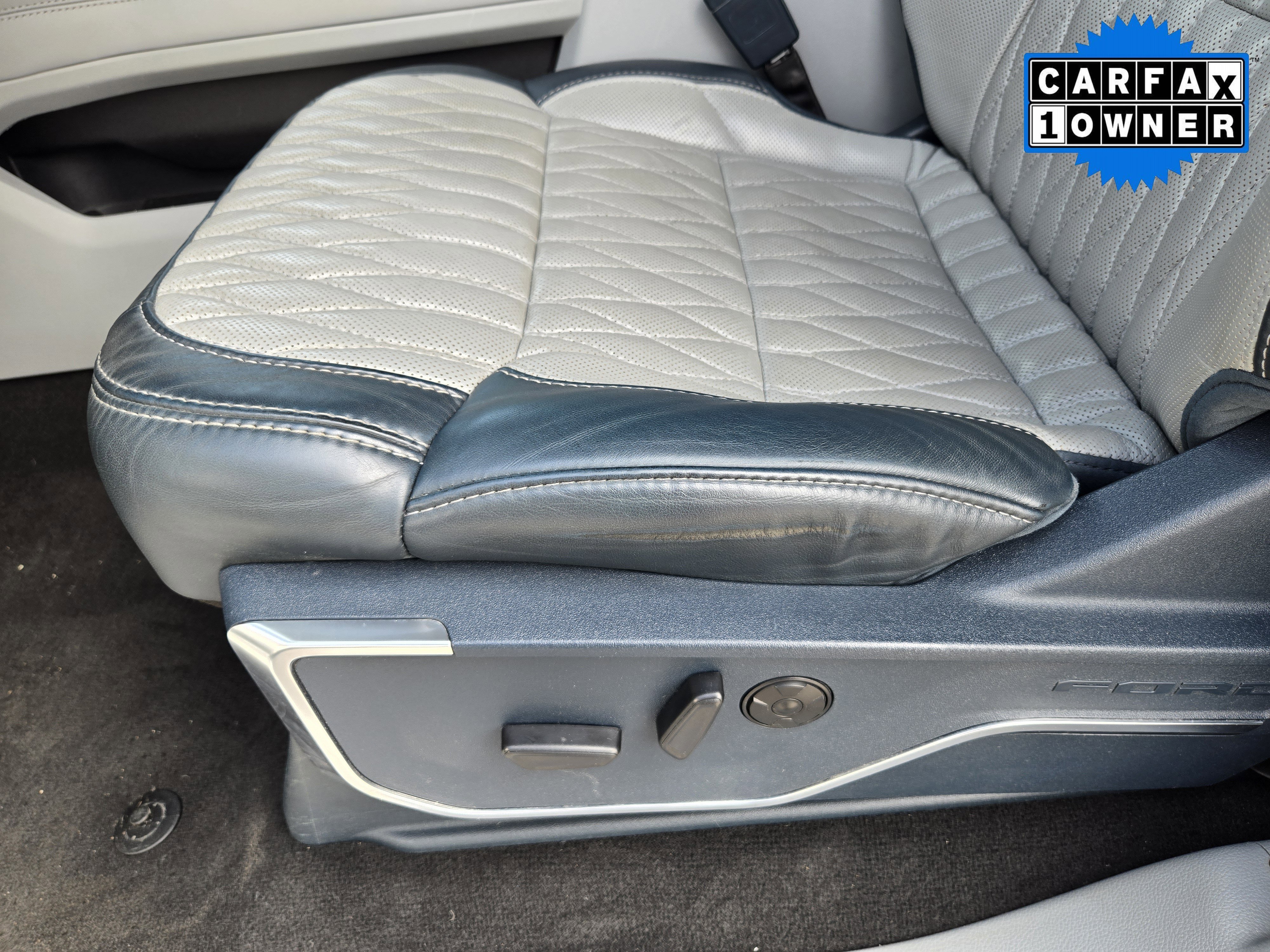 Used 2024 Gray Metallic Ford Limited image 19