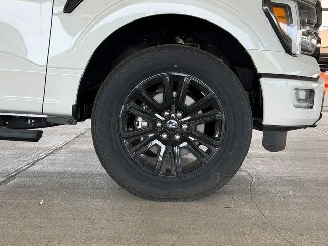 New 2026 White Ford Platinum image 8