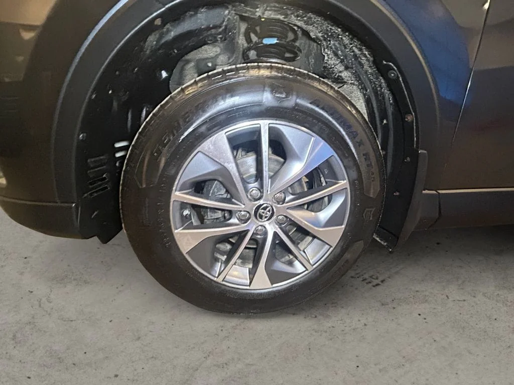Used 2018 Magnetic Gray Toyota XLE image 14