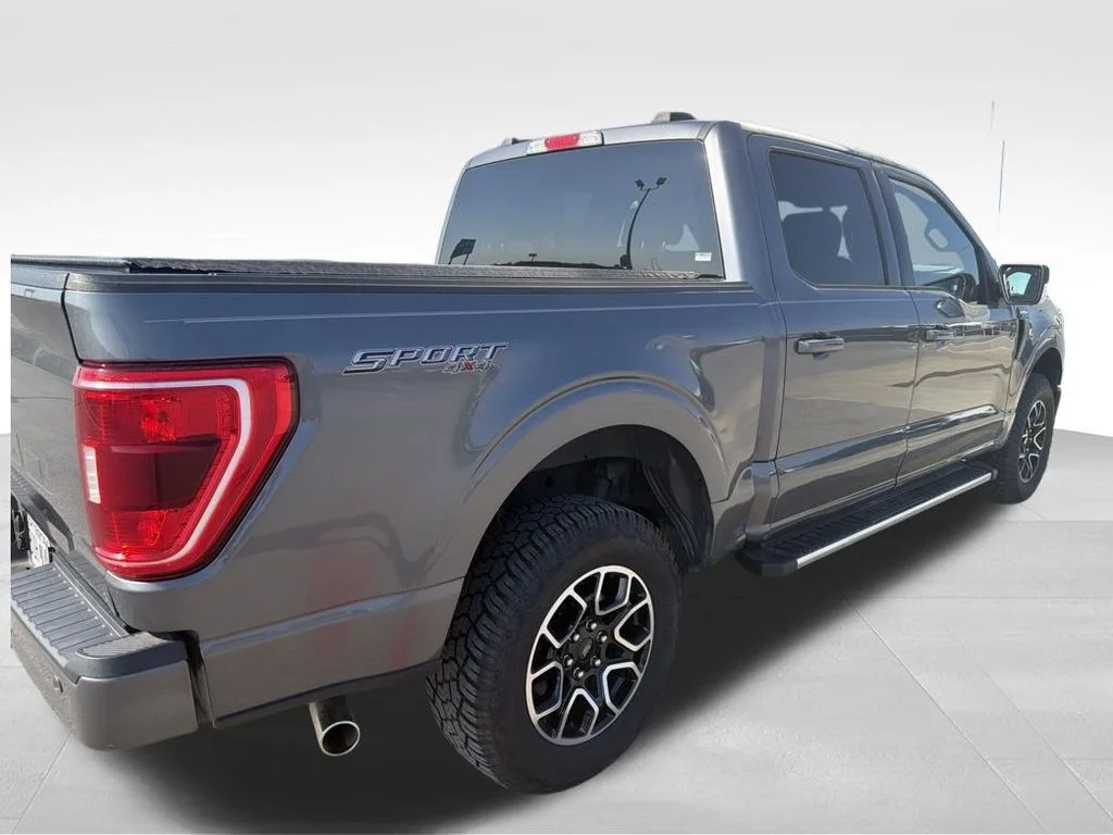 Used 2023 Gray Ford XLT image 31