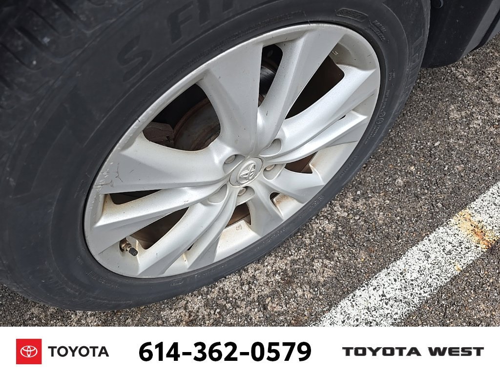 Used 2015 Red Toyota Limited image 10