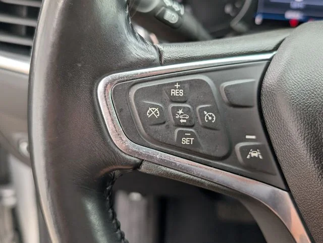 Used 2019 Silver Chevrolet LT image 37