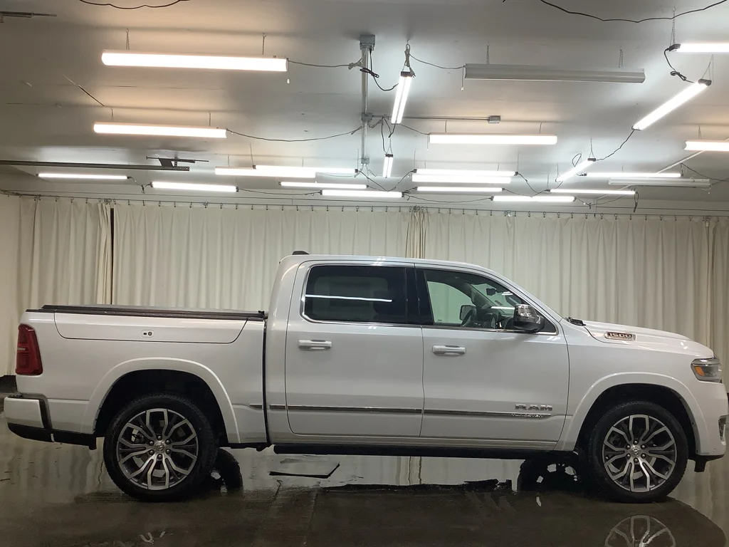 New 2026 Ivory White Tri-Coat Pearl-Coat Exterior Paint RAM  image 4