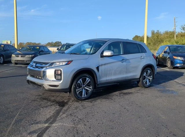 New 2027 Silver Mitsubishi SE image 2