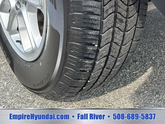 Used 2019 Gray Jeep Laredo E image 31