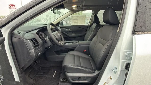 2026 Nissan Rogue Dark Armor - Photo 33
